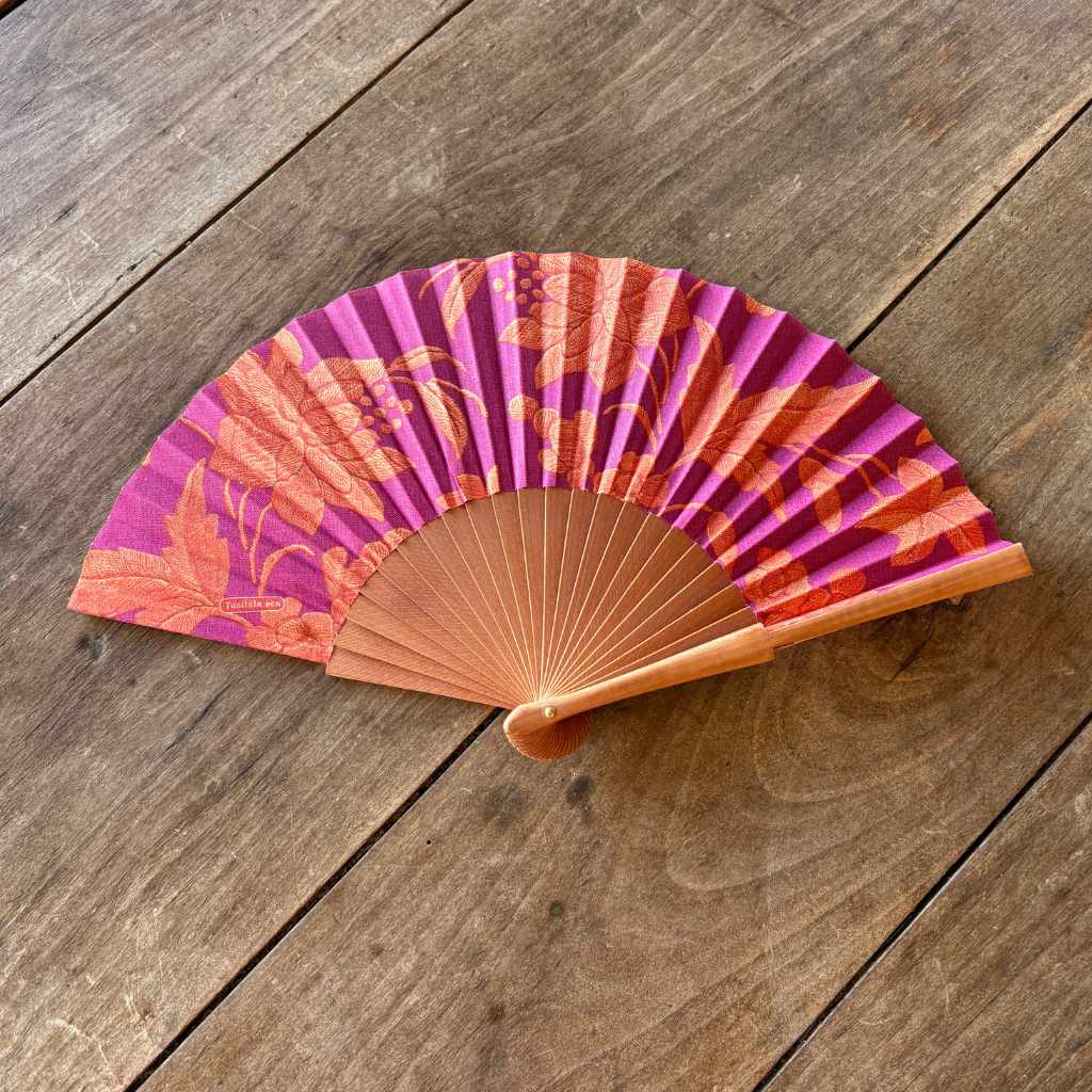 Candela Fan Floral Design