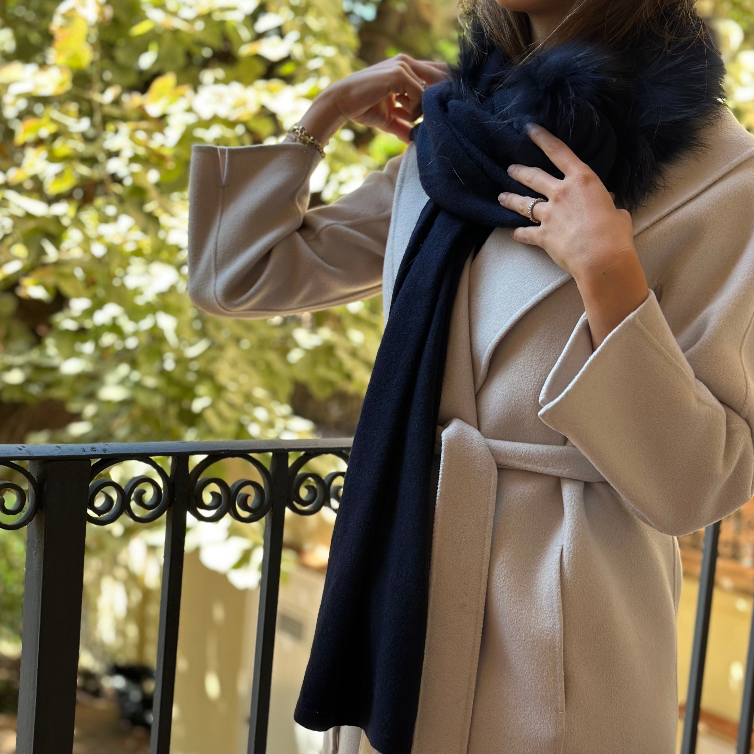 Chal Estola Con Visón Marino