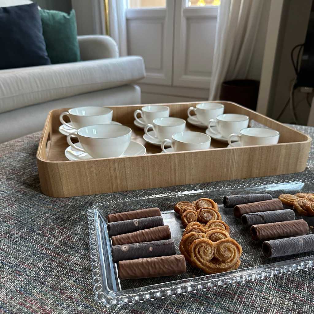 Bandeja de madera rectangular grande con asas