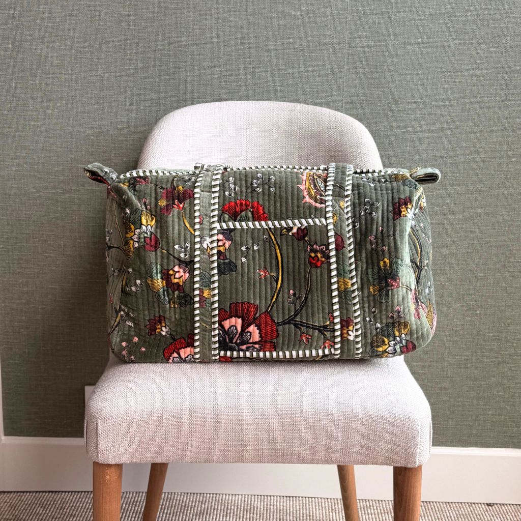 Bolsa Viaje Acolchada Verde Floral