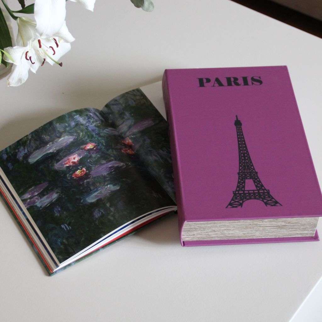 Caja Libro París