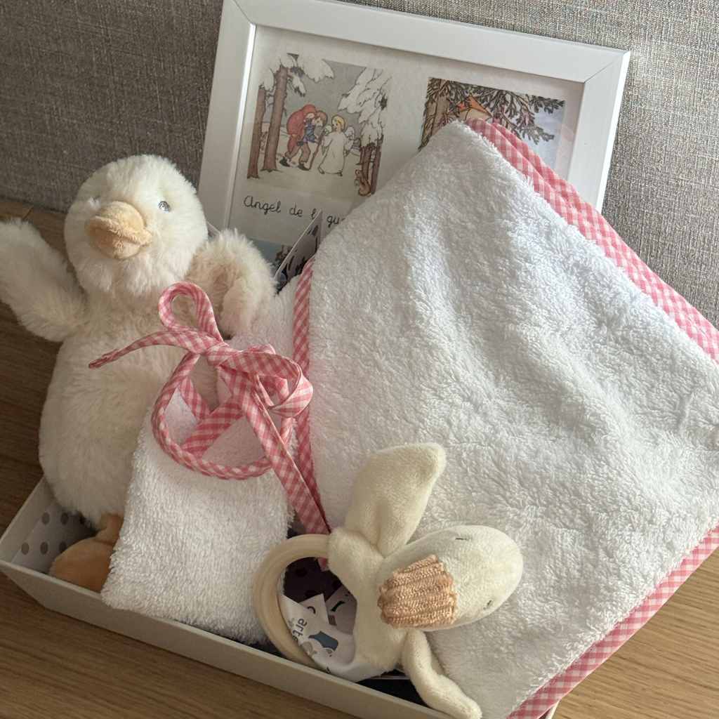 Cesta Recién Nacido Rosa con Cuadro Oración Ángel de la Guarda