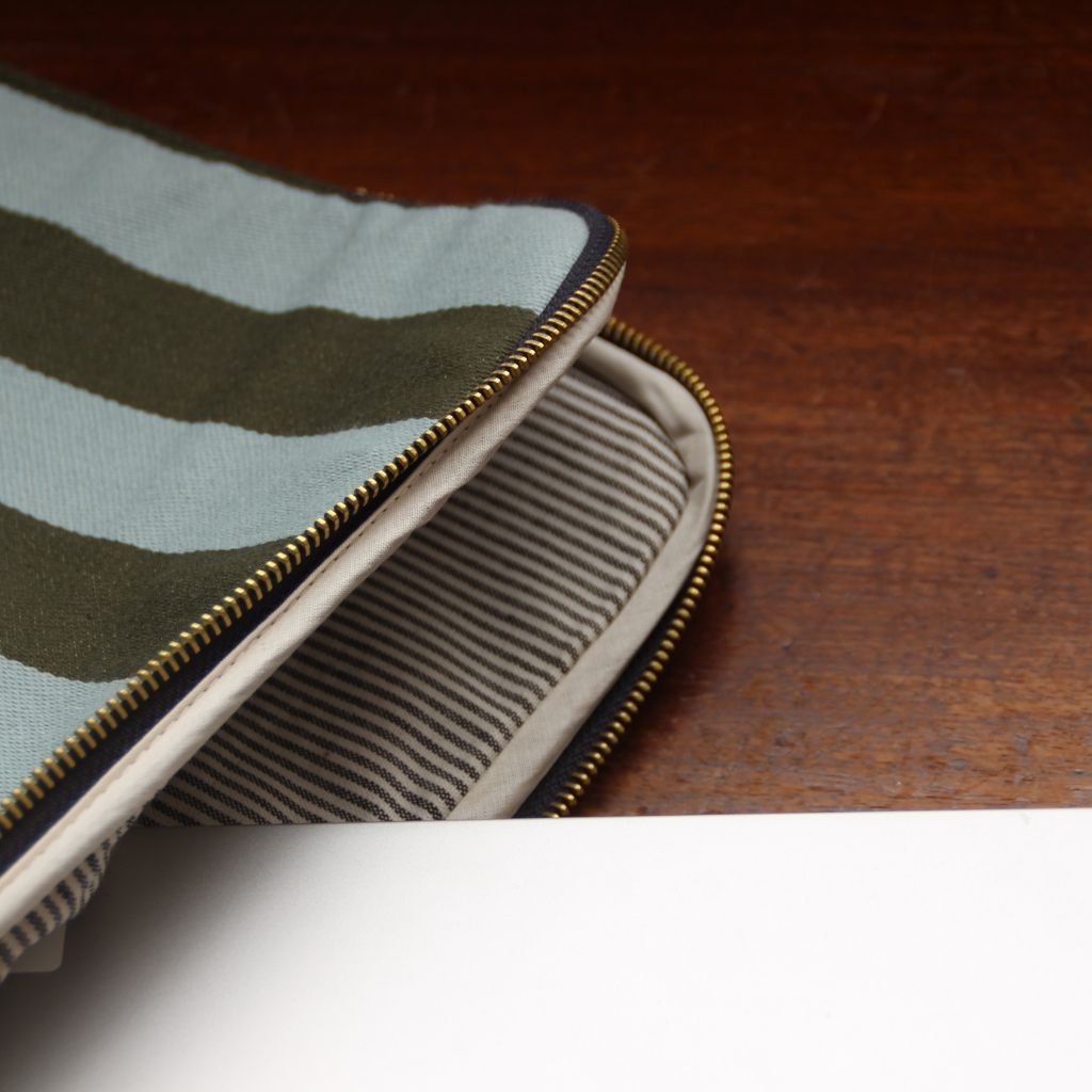 Funda Ordenador Rayas Verde