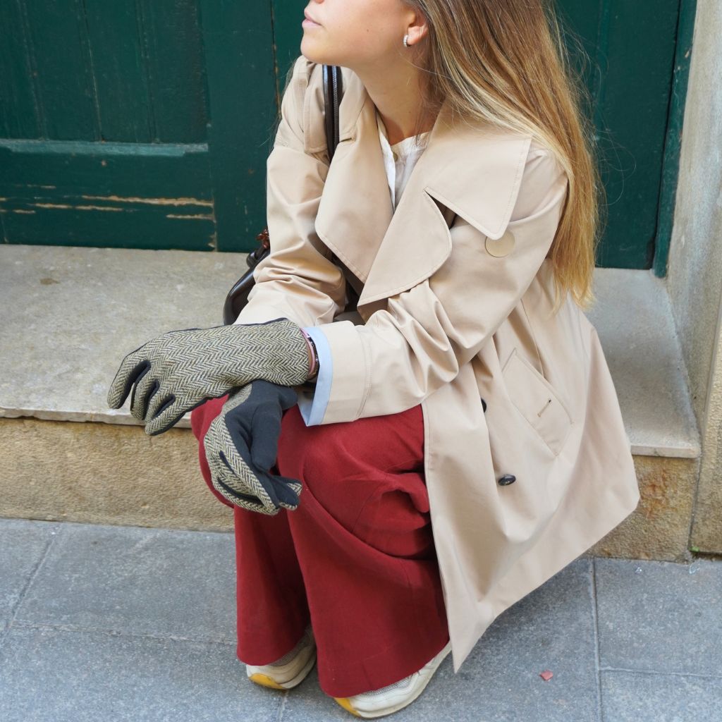Plaid Gloves