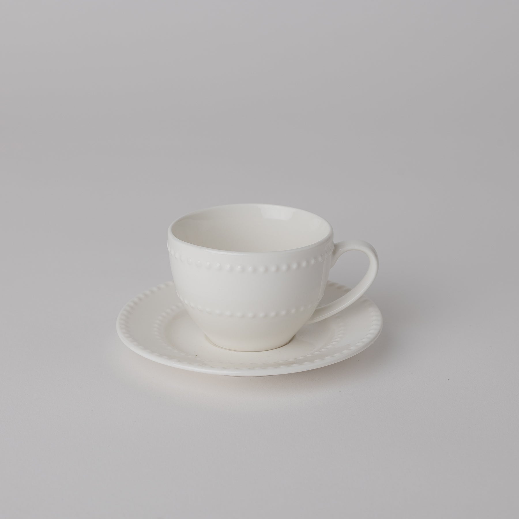 Juego de seis tazas de café de porcelana blanca modelo Collina