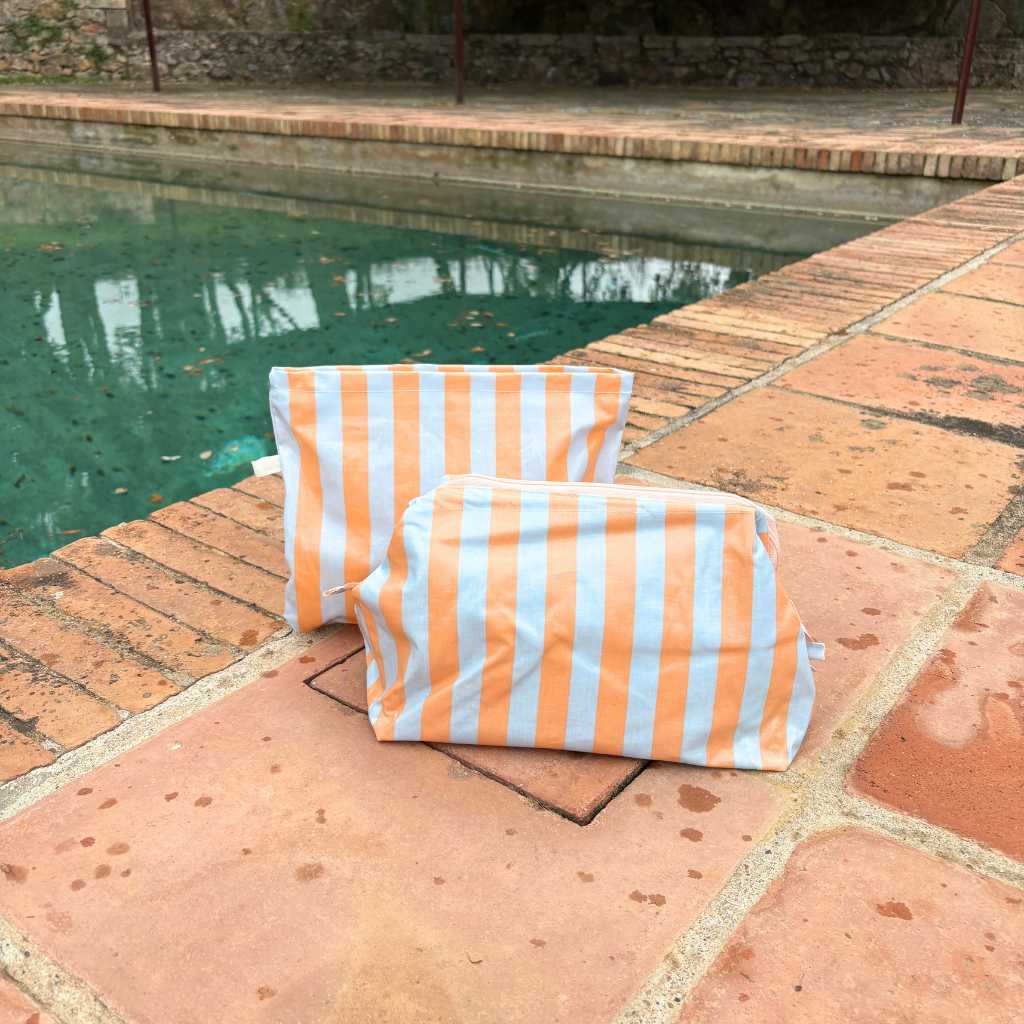 Neceser Cuadrado Rayas Naranja y Azul