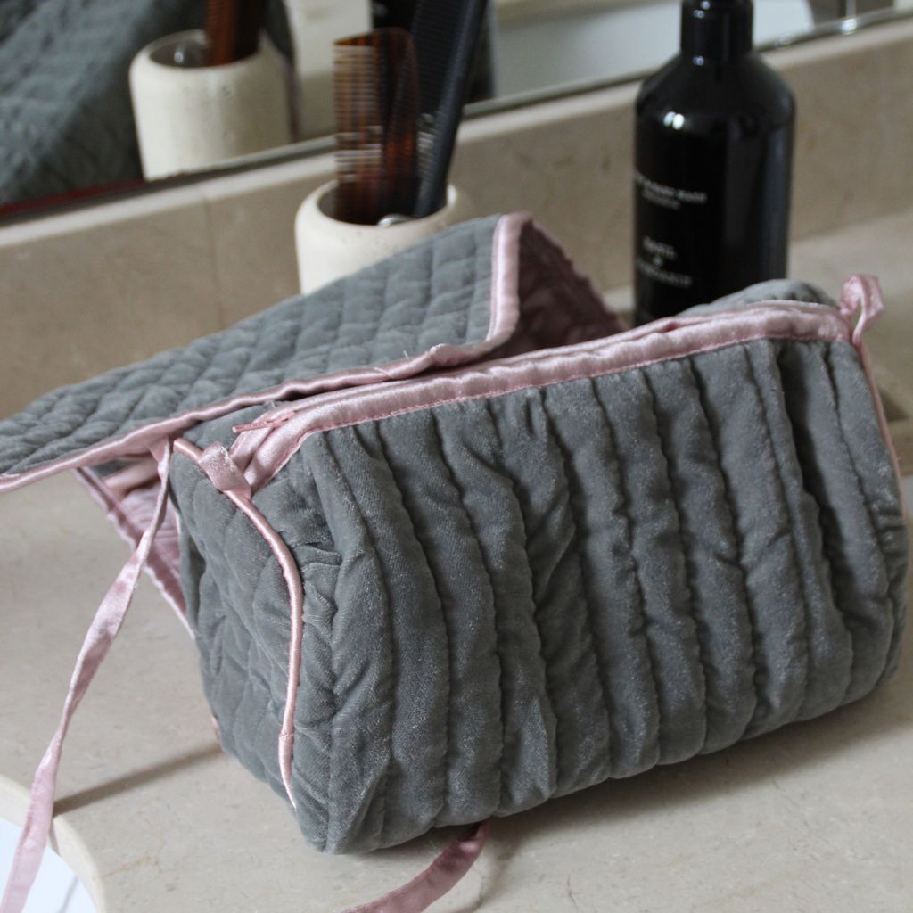 Neceser Terciopelo Gris y Rosa Palo