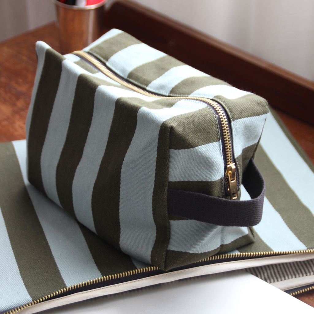 Neceser Viaje Rayas Verde