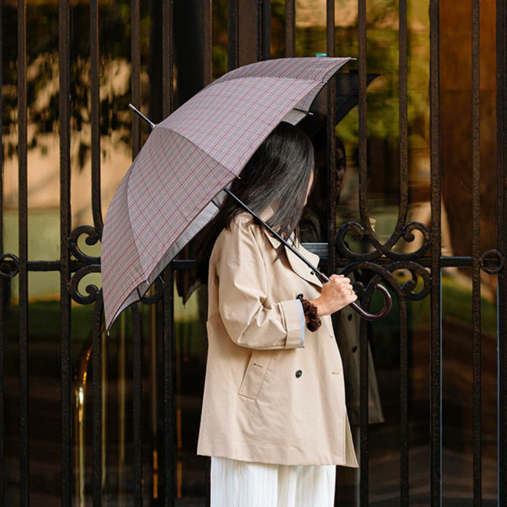 Large Geometric Umbrella