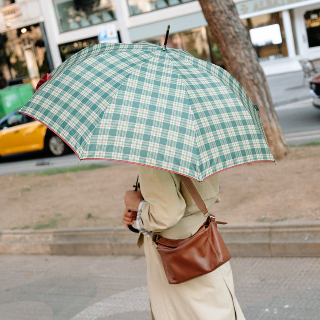 Large Geometric Umbrella