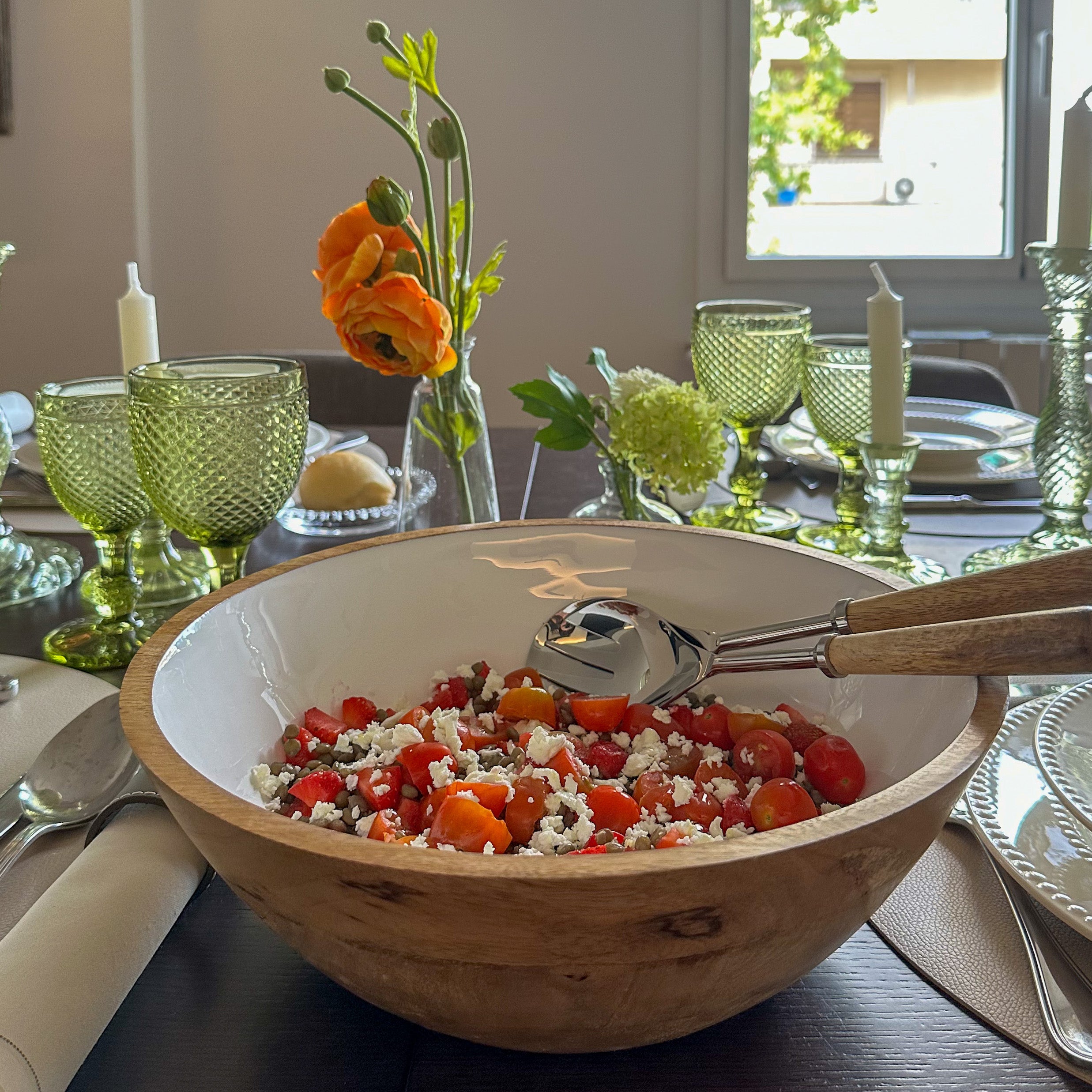 Ensalada de Lentejas, Cherry, Fresas y Queso Feta