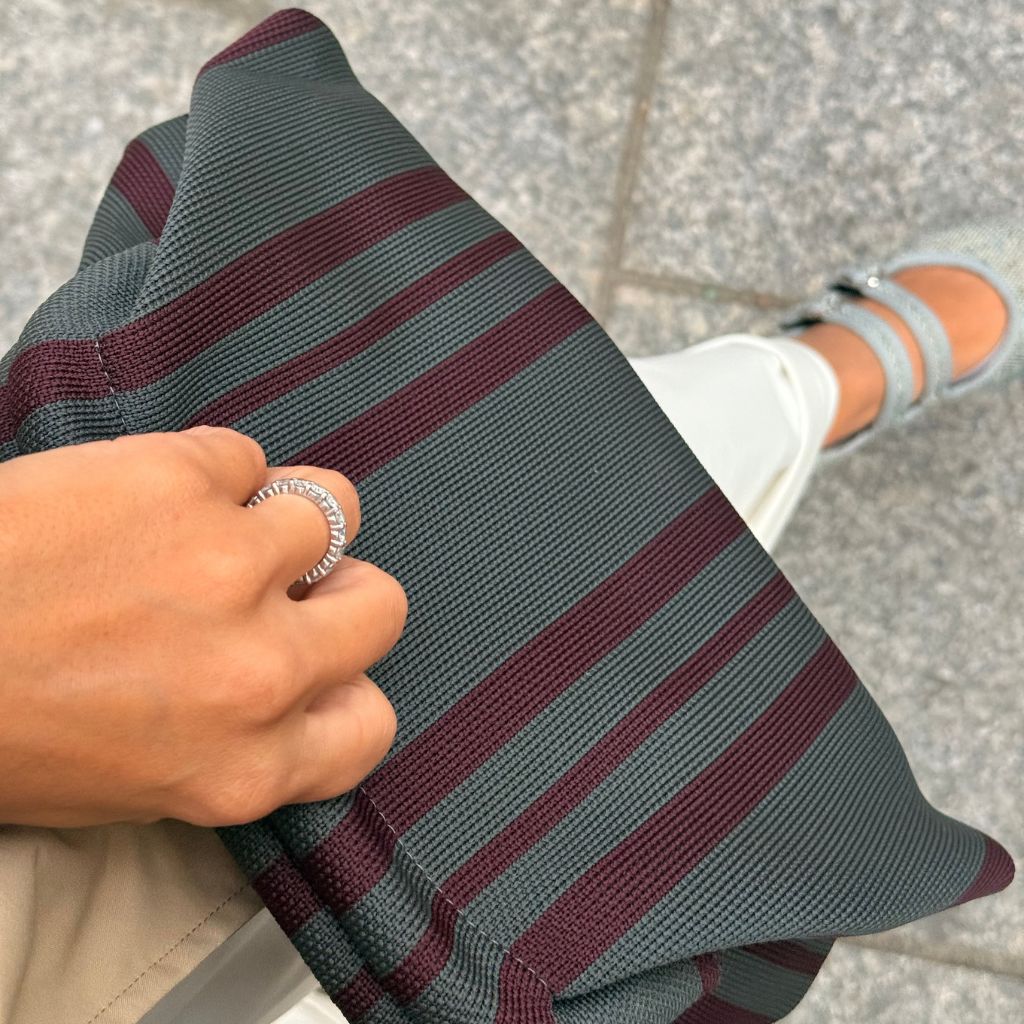 Bolso Mano Rayas Gris/Vino