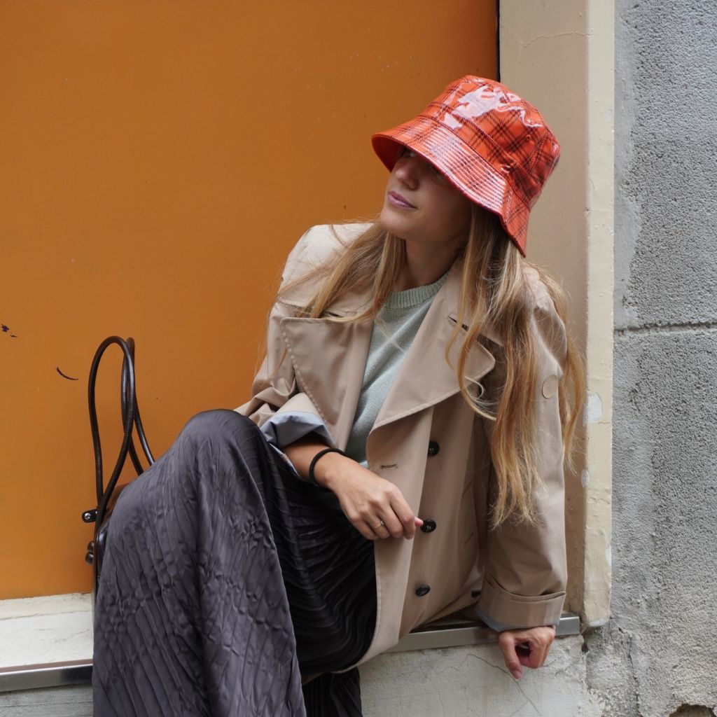 Gorro Lluvia Cuadros Escoceses Naranja