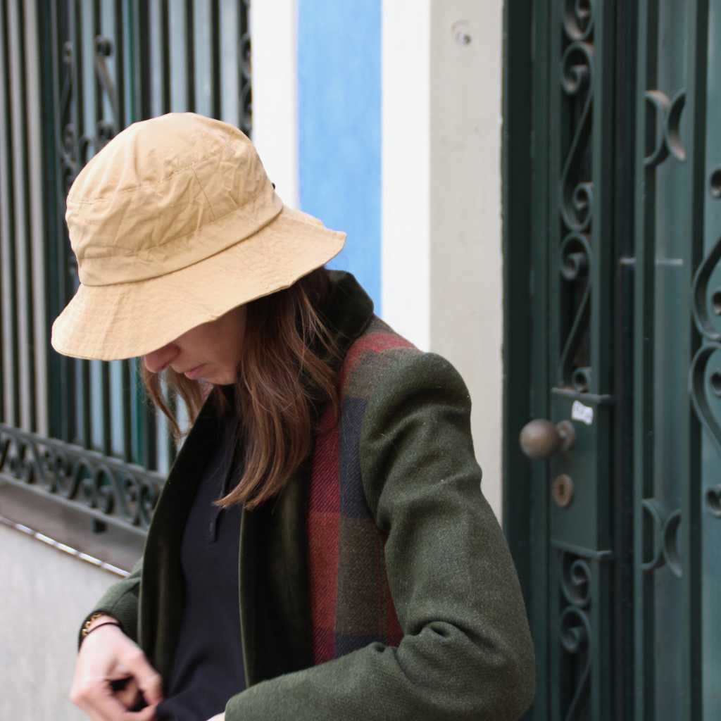 Gorro Lluvia Plegable Beige