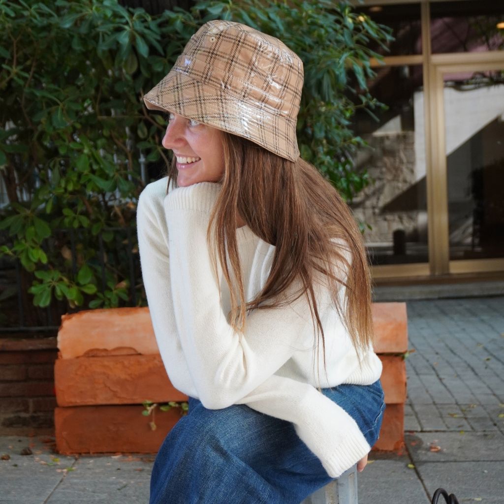 Foldable Green Rain Cap