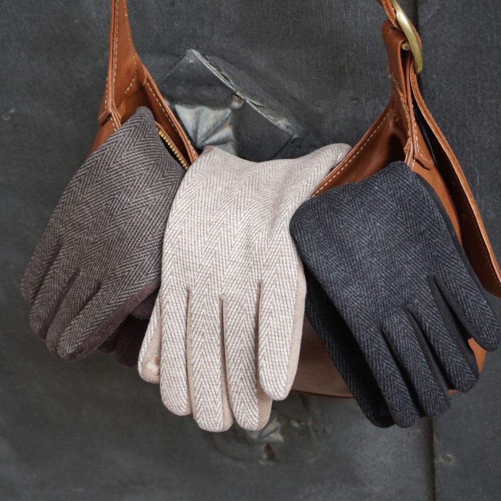 Plaid Gloves