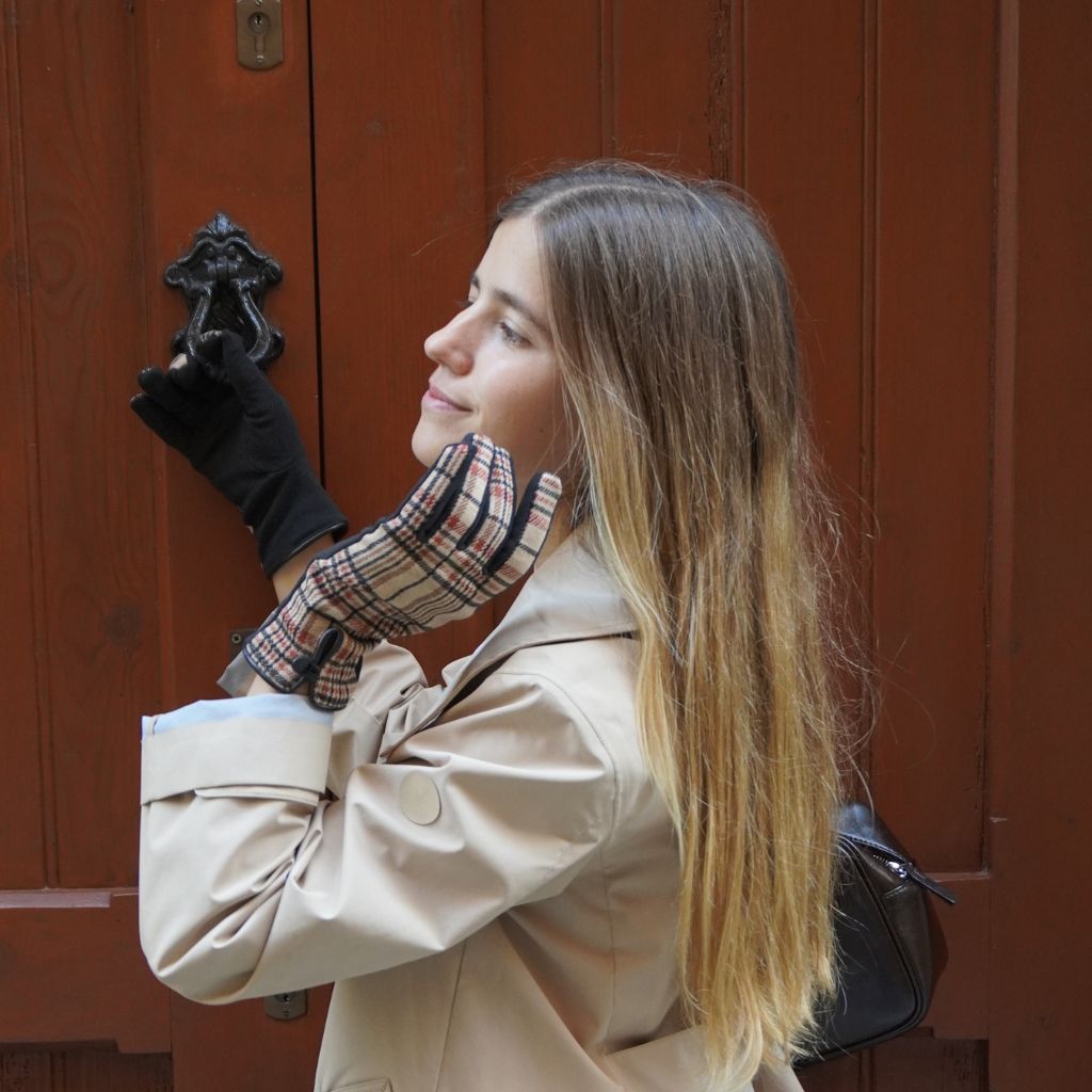 Plaid Gloves