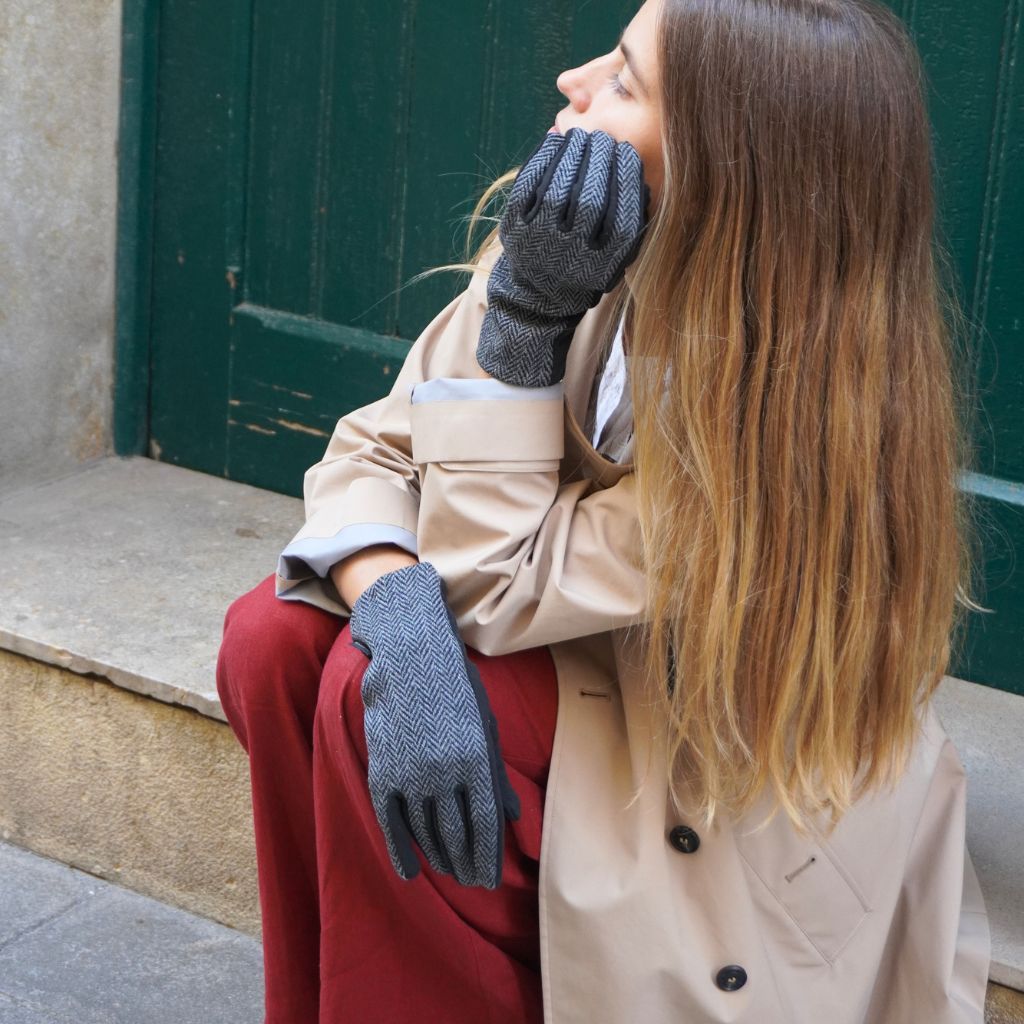 Plaid Gloves
