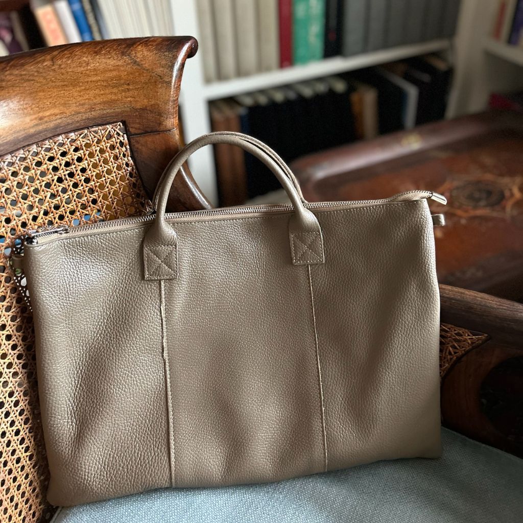 Maletín Ordenador Piel Taupe