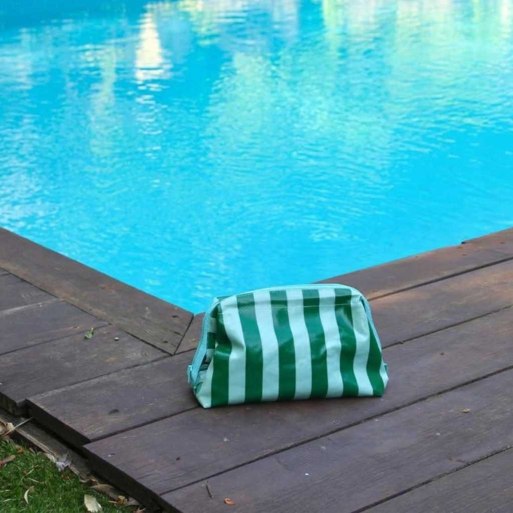 Neceser Mediano Rayas Verde