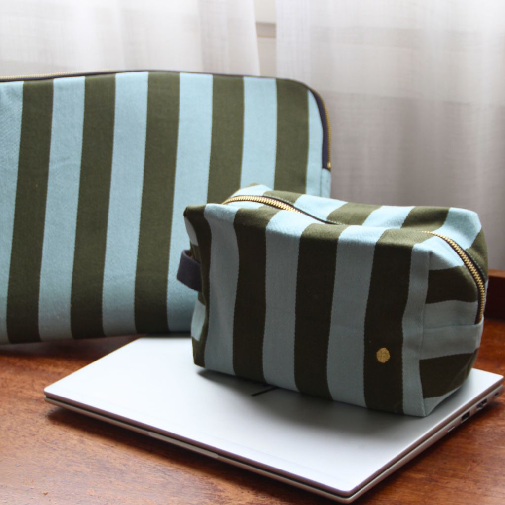 Neceser Viaje Rayas Verde