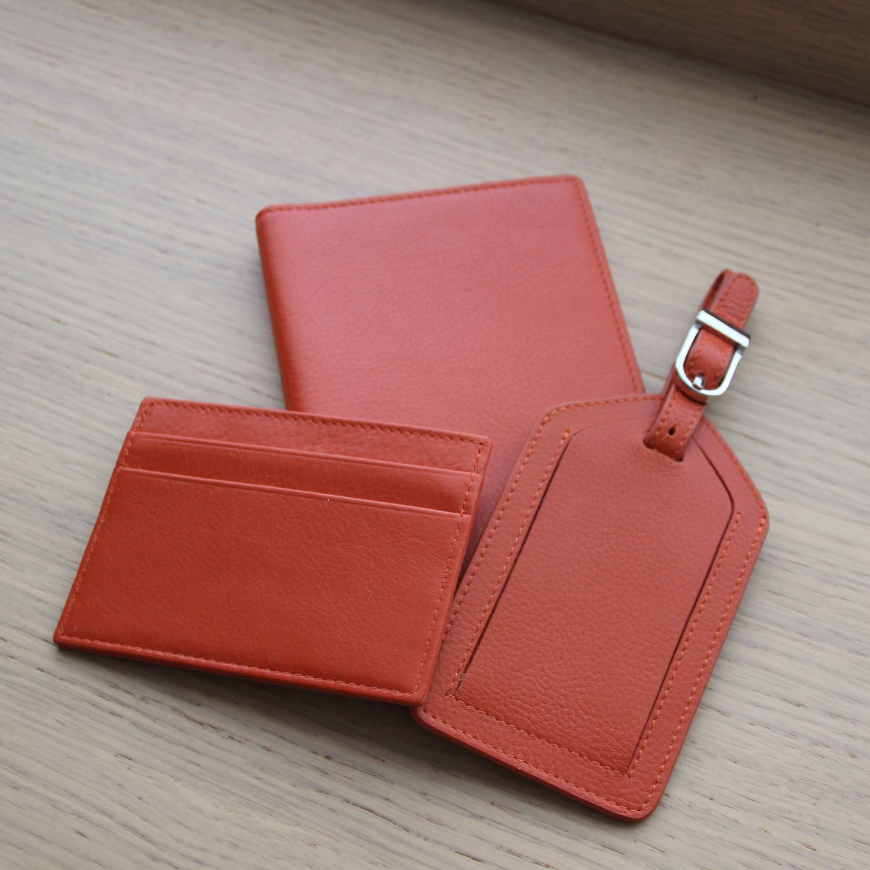 Pack Accesorios de Viaje Naranja