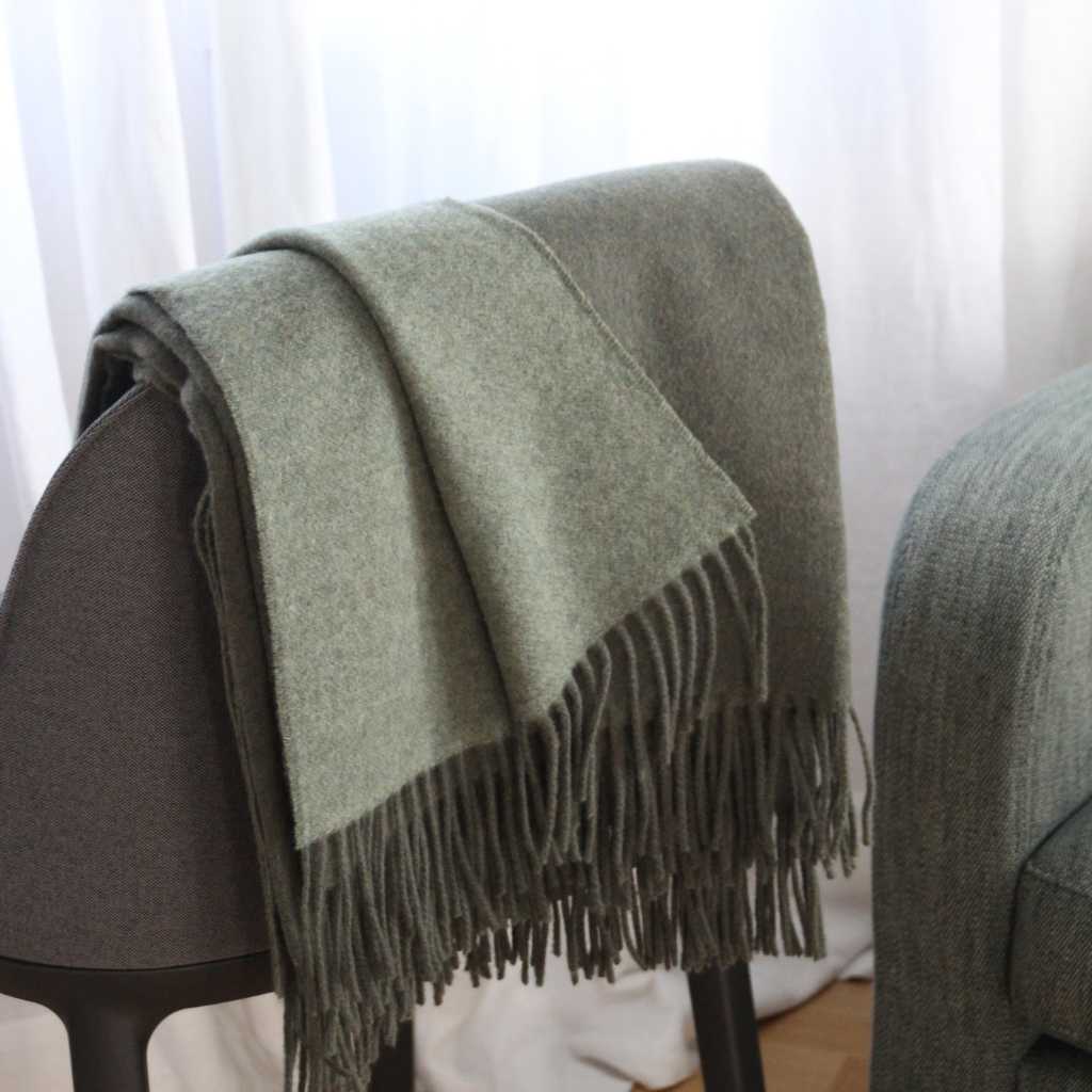 Pack Mantas Cashmere y Lana Verde