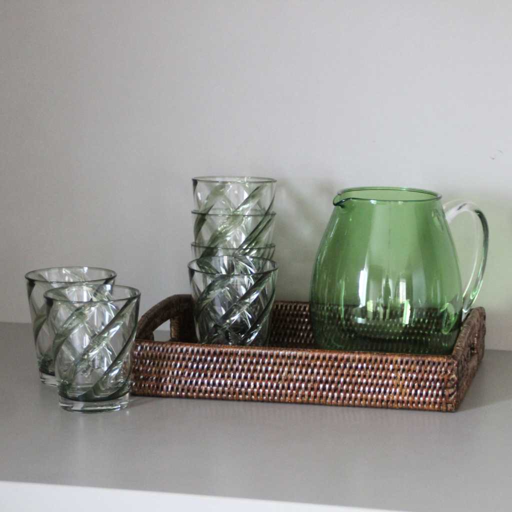 Pack Refresco Policarbonato Verde y Bandeja Ratán