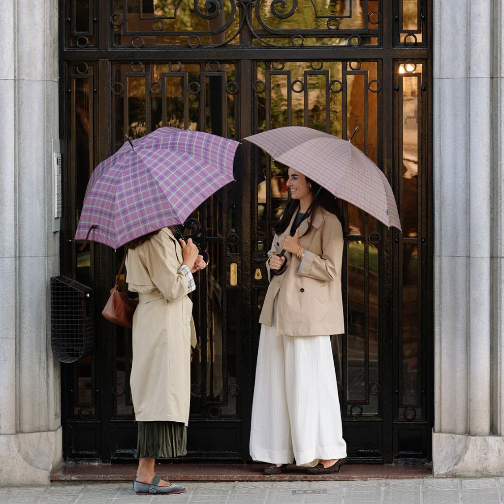 Large Geometric Umbrella