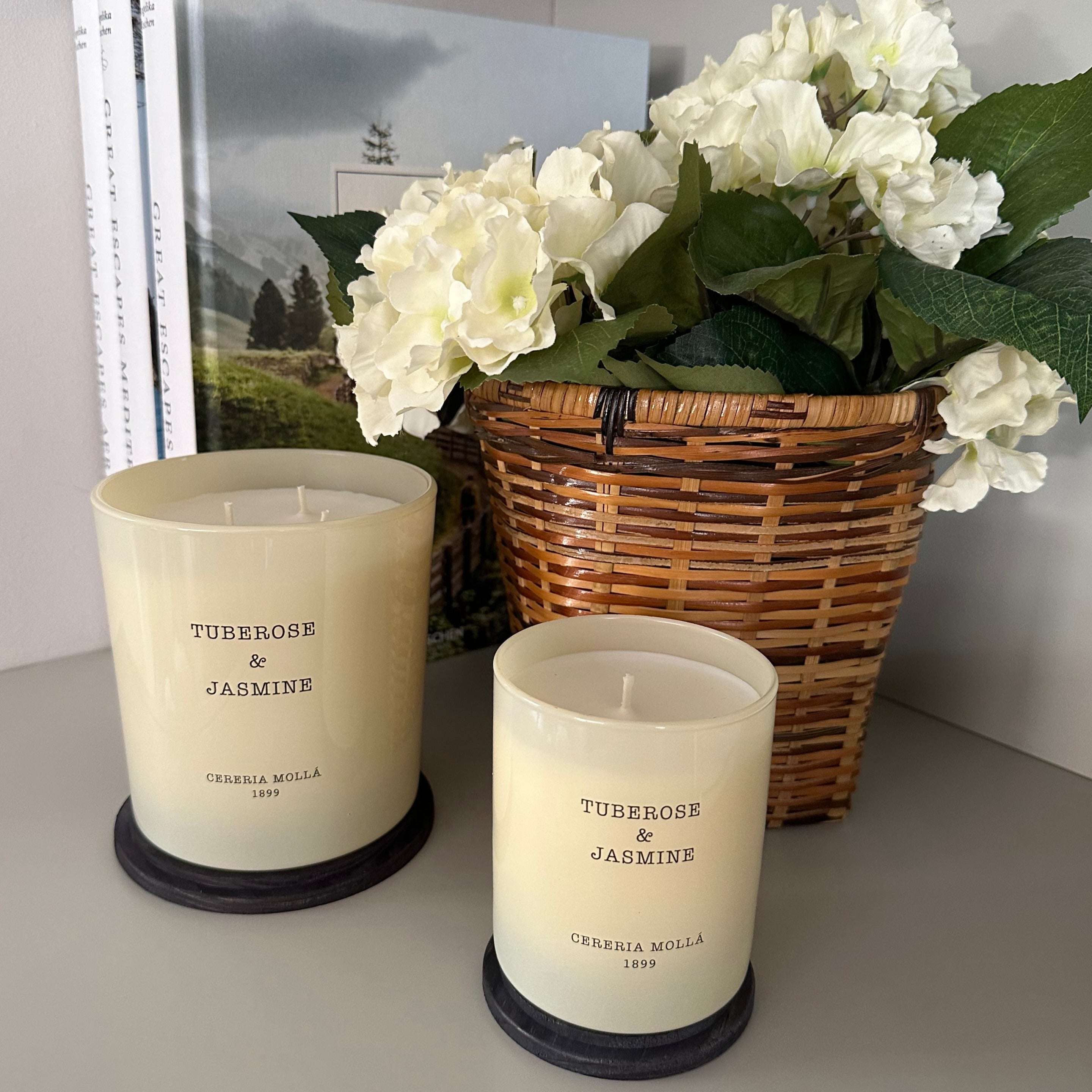 Medium Tuberose & Jasmine Candle